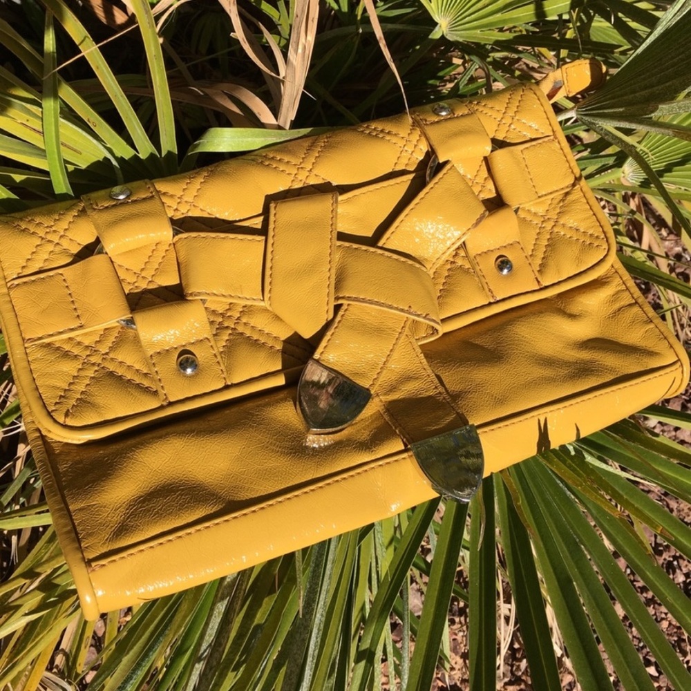 Unique Chinese laundry ochre clutch